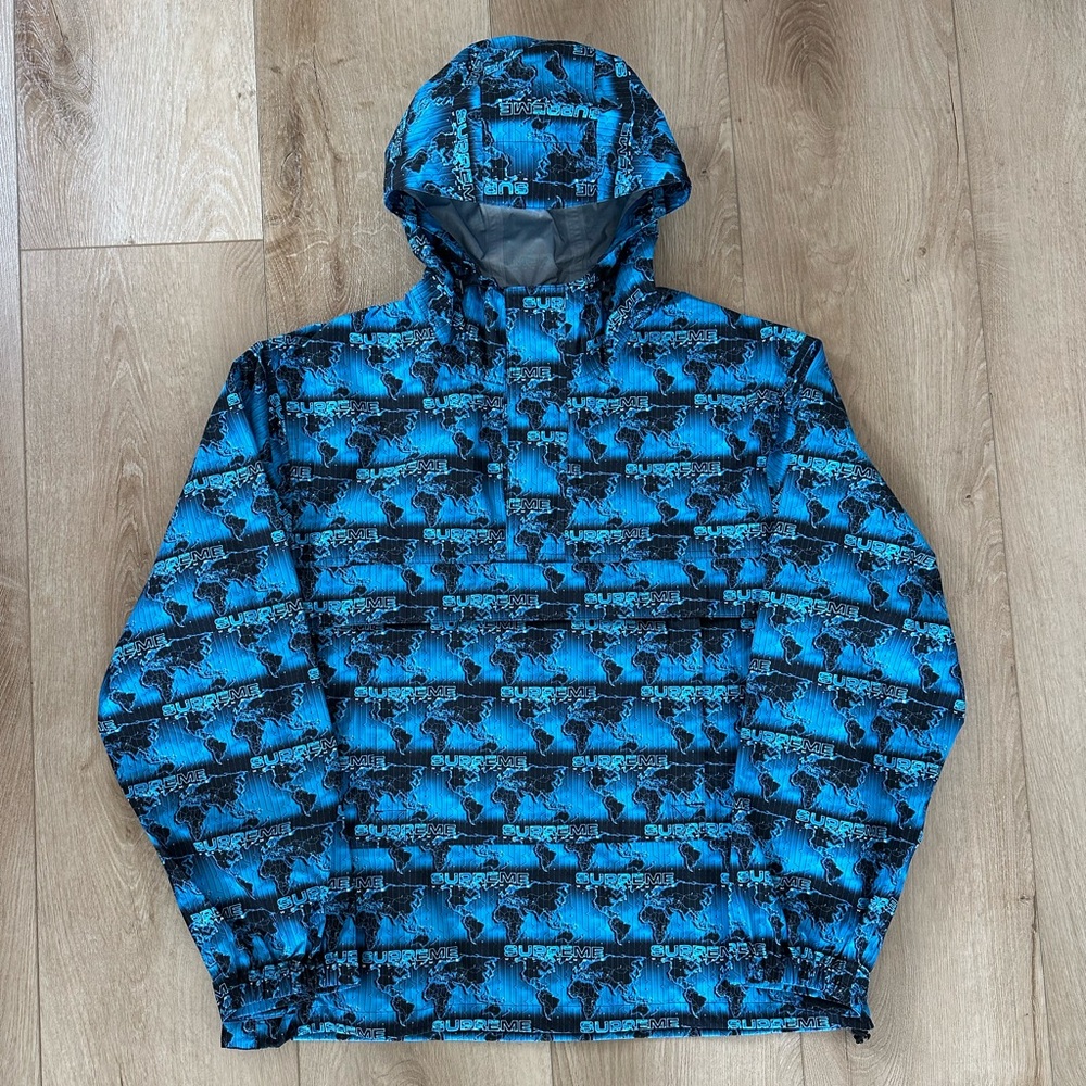Supreme World Famous Taped Seam Hooded Anorak Waterproof Jacket. Men's M